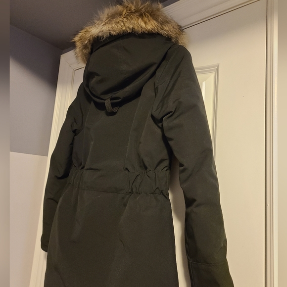 Canada Goose Womens Trillium Parka Size XS - Picture 10 of 16